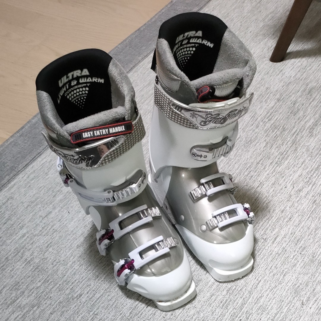 予約受付中】 美品！２４.５スキー靴 ブーツ(男性用) - apprend.io