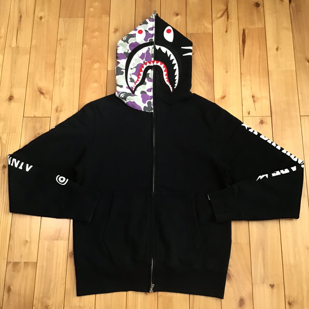 ★激レア★ NYC 10周年記念 シャーク パーカー Mサイズ shark full zip hoodie a bathing ape bape New york city camo エイプ ベイプ NY_画像2