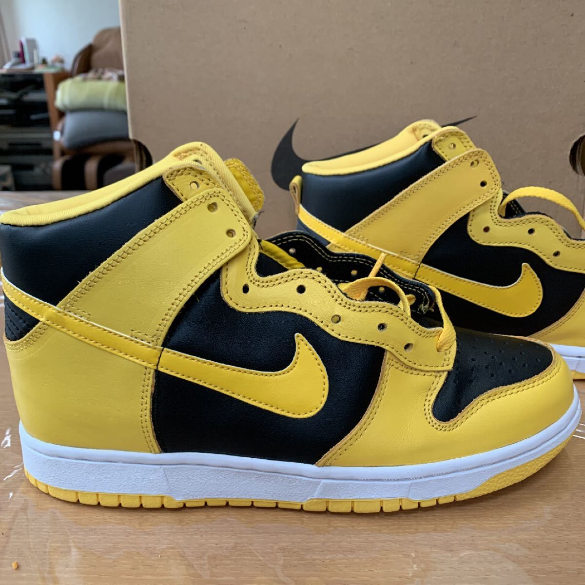 初期復刻　NIKE DUNK HIGH デッドストック　黒／黄