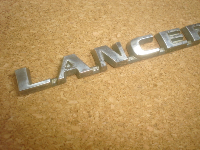 希少レア☆彡中古・三菱ランサー1600？ランエボ？・LANCER（11.5㎝）エンブレムバッジチ旧車レトロカー当時物チューニングカー街道レーサー_UPです。