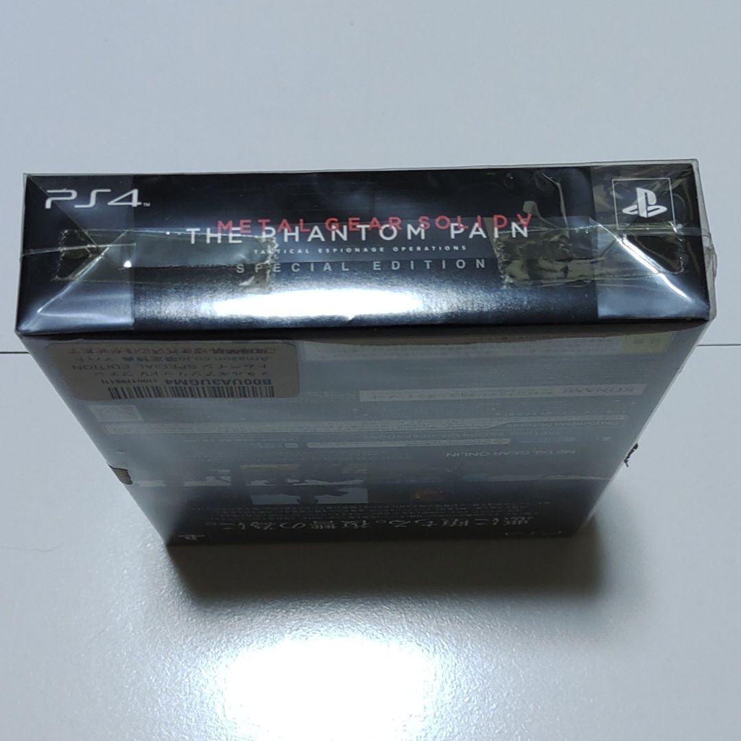 新品、未開封品) PS4 メタルギアソリッド 5 METAL GEAR SOLID V 初回生産限定版