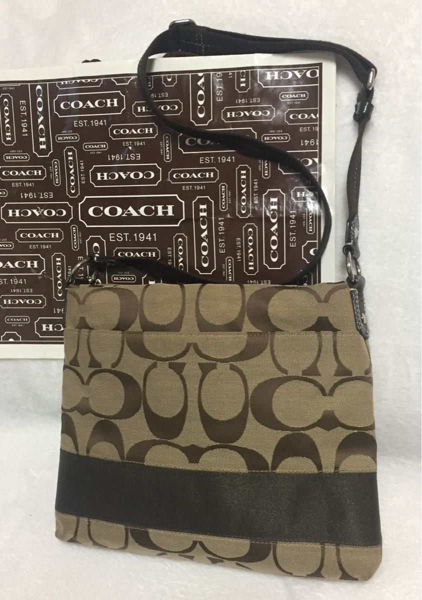 未使用品 COACH コーチショルダーバッグ シグネチャーデザイン 未使用品 COACH コーチショルダーバッグ シグネチャーデザイン