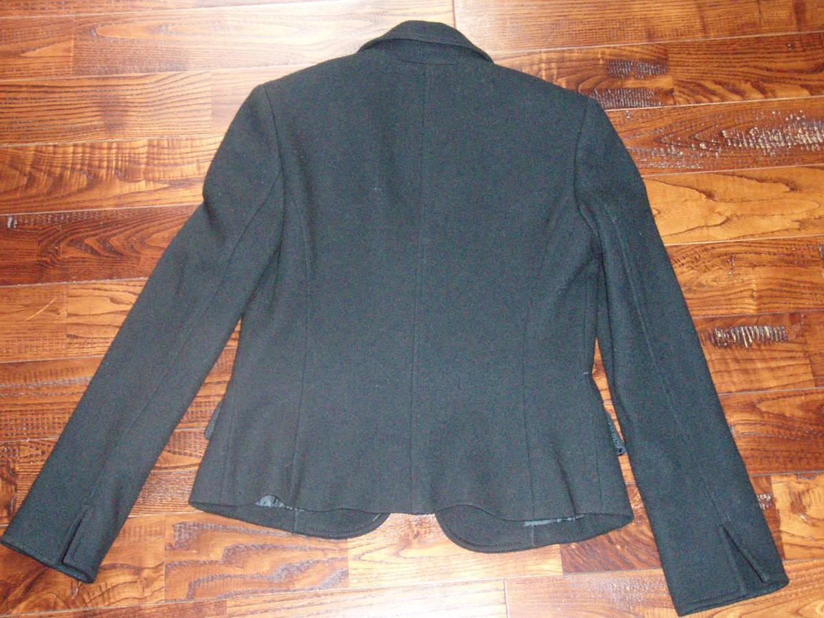 SOFUOL　圧縮ウール　黒　すっきりシンプルなジャケット　美品　３　L相当_画像2