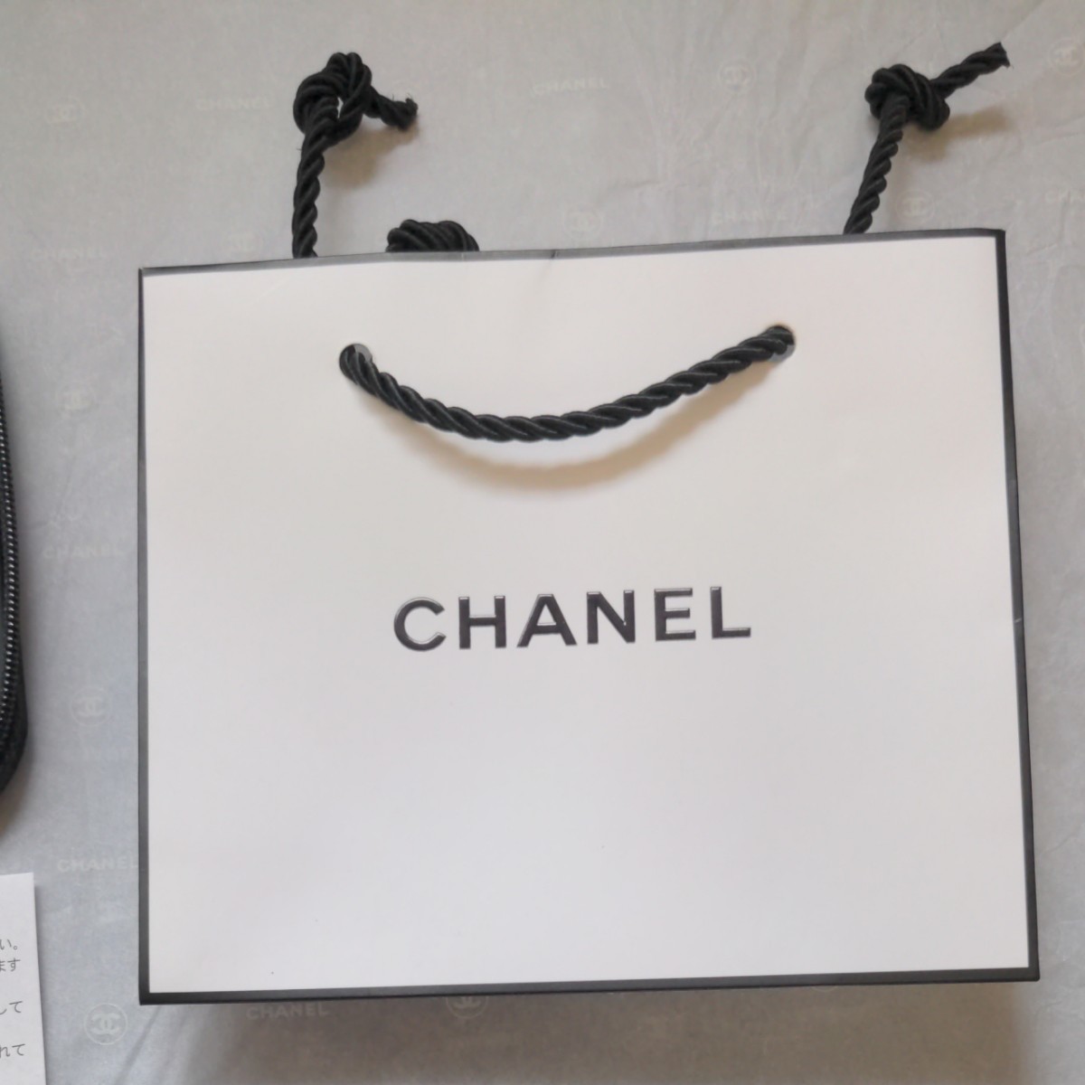 CHANEL　ノベルティ　ネイルケアセット　ショッパー