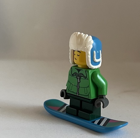 即決 新品 未使用　レゴ LEGO ミニフィグ ミニフィギュア　シティ　スノーボードを楽しむ男の子　すにーボーダー　子ども_画像2