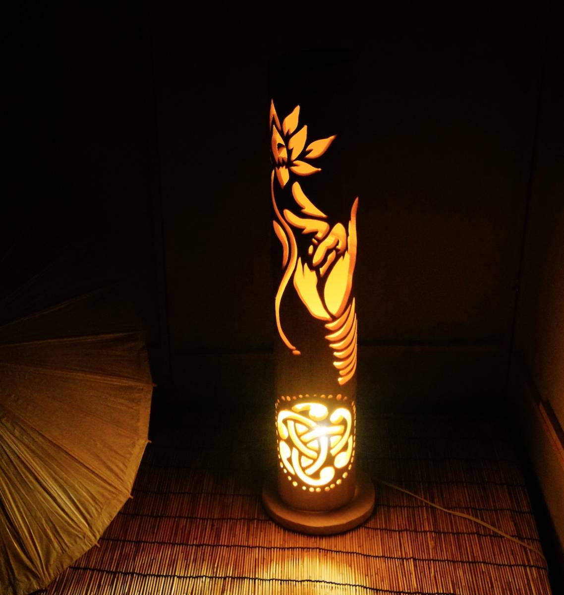ヤフオク! - 癒しの竹灯り・竹ランプ ～～蓮が咲く～～ コン