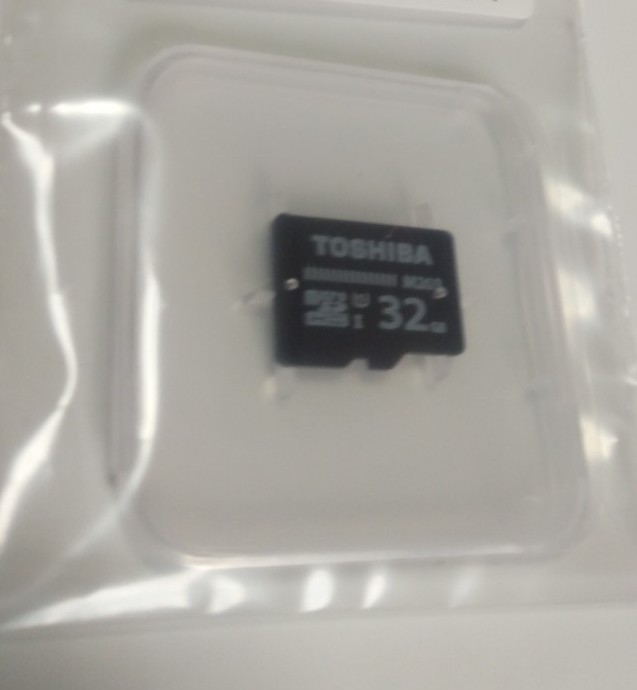 ミニケース入り　32GB microSDHCカード マイクロSDカード TOSHIBA
