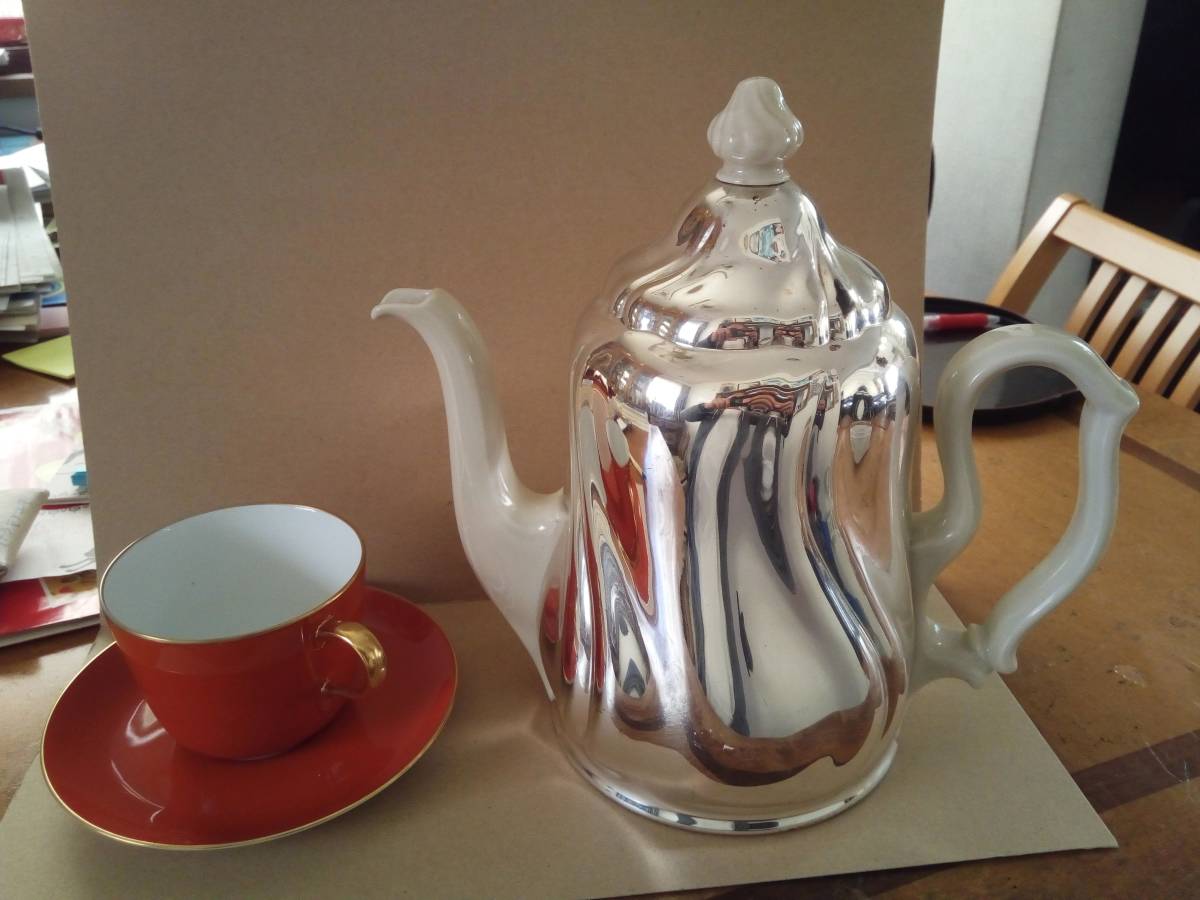 特別訳あり特価】 珍しいアルミ製コジー コーヒーポット 紅茶ポット