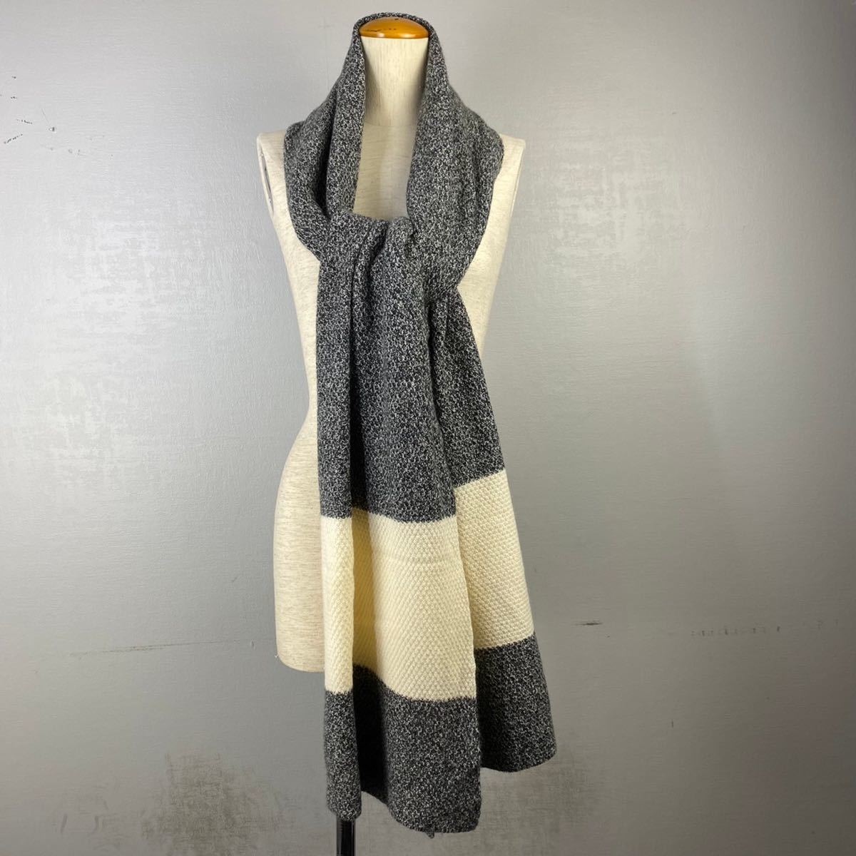 CHANEL COCO MARC CASHMERE100% BICOLOR MUFFLER MADE IN GREAT BRITAIN/シャネルココマークバイカラーカシミヤ100%マフラー_画像1