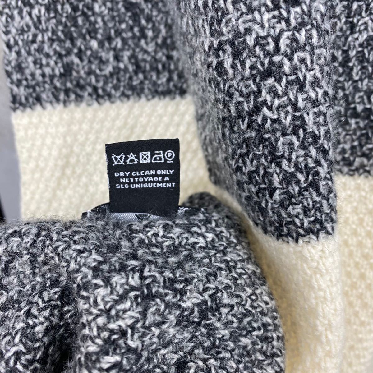 CHANEL COCO MARC CASHMERE100% BICOLOR MUFFLER MADE IN GREAT BRITAIN/シャネルココマークバイカラーカシミヤ100%マフラー_画像8