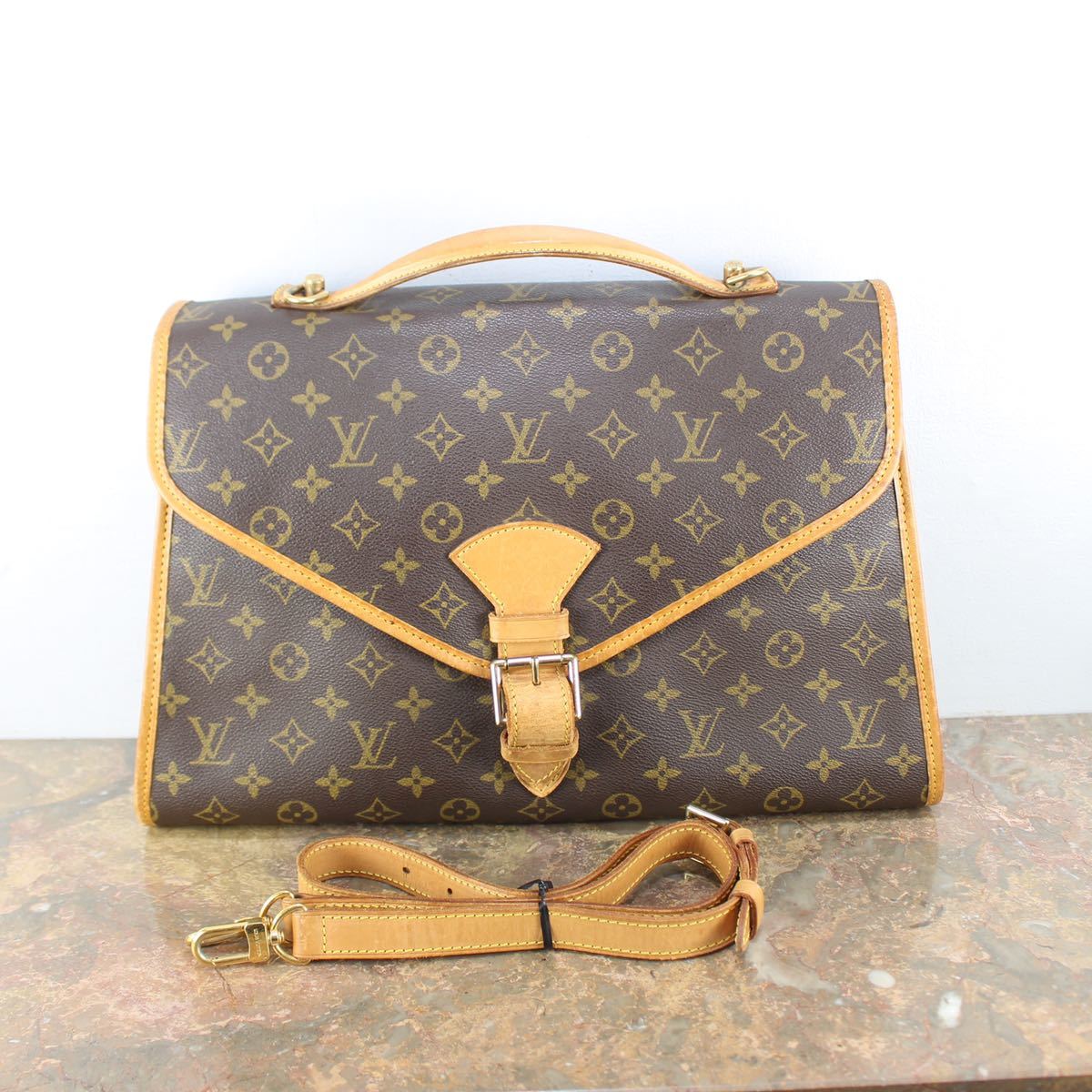 LOUIS VUITTON M51121 SL0914 MONOGRAM PATTERNED 2WAY SHOULDER  BAGルイヴィトンビバリーモノグラム柄2wayショルダーバッグ