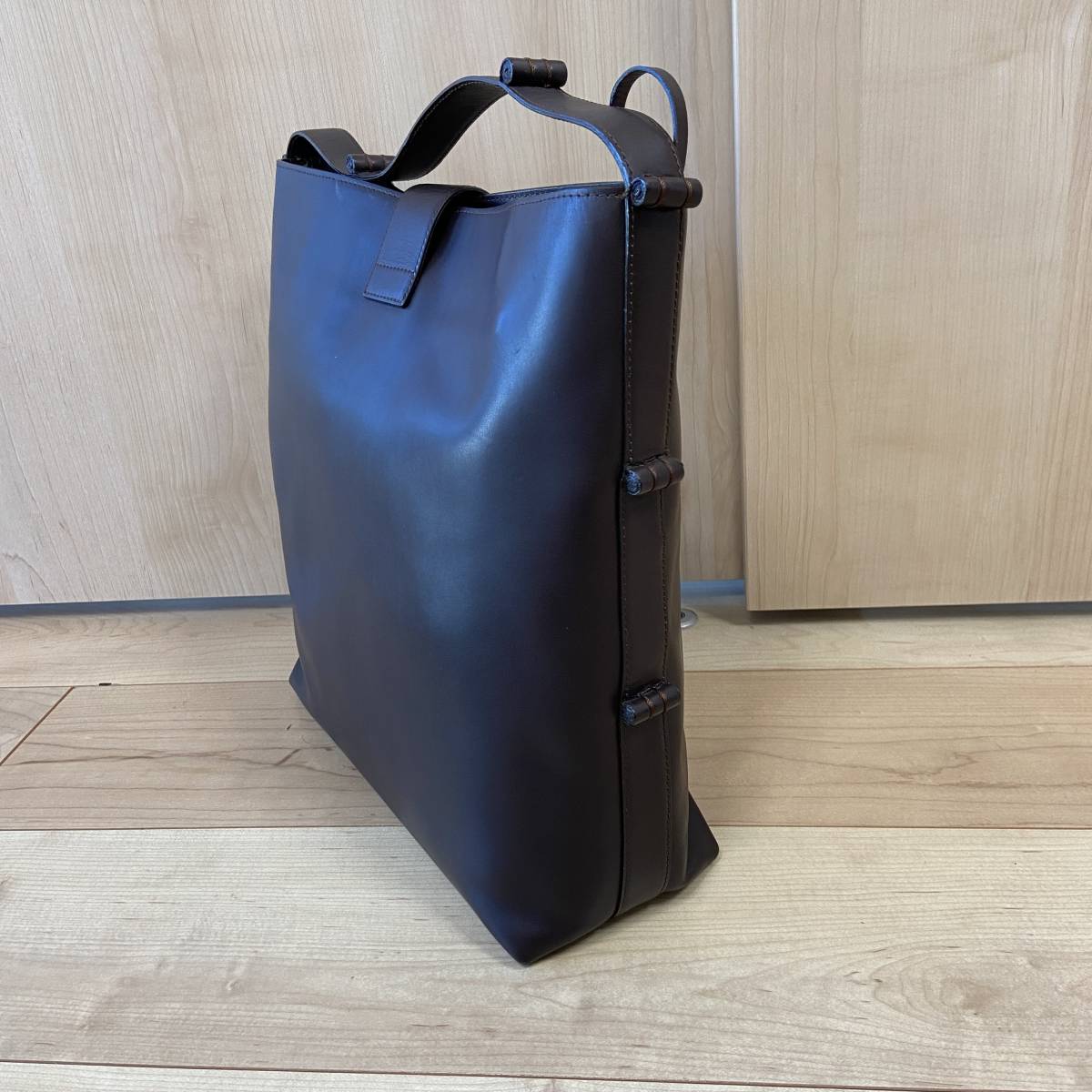 【未使用品】イタリア製 ショルダーバッグ DELFINO 革 黒 レザー デルフィーノ メンズ レディース ユニセックス ハンドバッグ