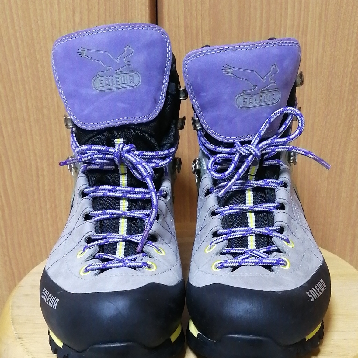 SALEWA サレワトレッキングシューズ ゴアテックスヴィブラムソール23 5