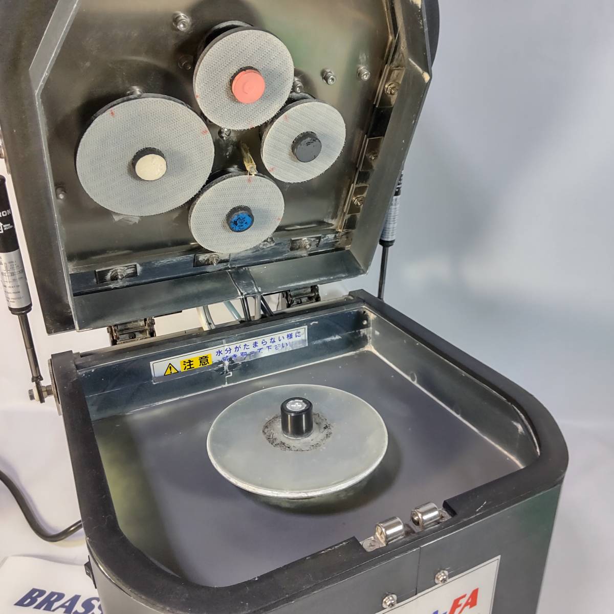 BRASSA-FA FLAT ブラッサ 業務用 CD DVD 研磨機 50Hz 使用回数 BRASSA-FA FLAT ブラッサ 業務用 CD DVD 研磨機 50Hz 使用回数
