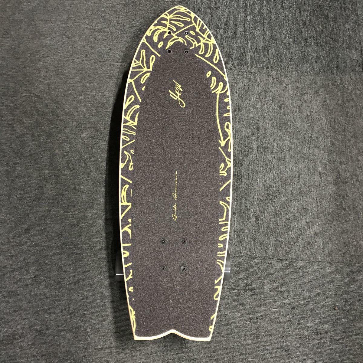 YOW SURFSKATE ヤウ サーフスケート Aritz Aranburu 30.5インチ [YOW