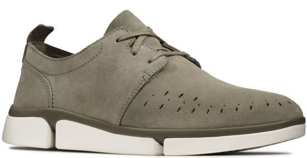 送料無料 CLARKS 26cm 42 スニーカー ベージュ セージ スエード レザー 革 アウトドア ビジネス スリッポン ランニング ブーツ YYY68