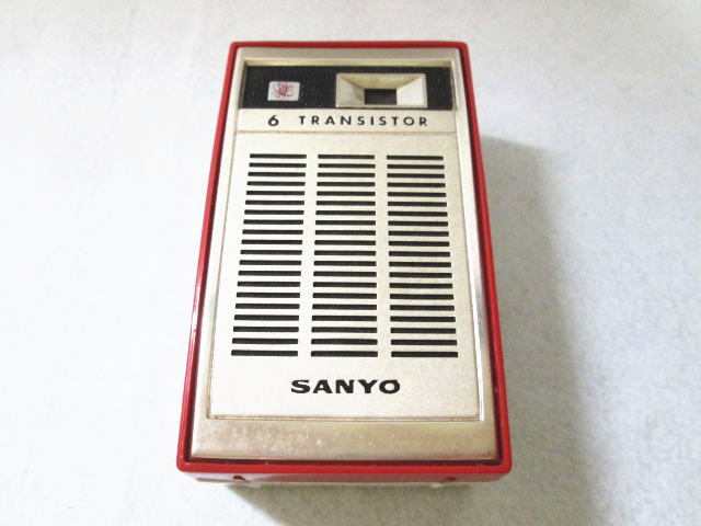 【SANYO/三洋電機　6 TRANSISTOR　SUPER HET. MODEL 6C-63】昭和レトロ/サンヨー/トランジスター/ラジオ/スーパーヘテロダイン/ジャンク_画像1