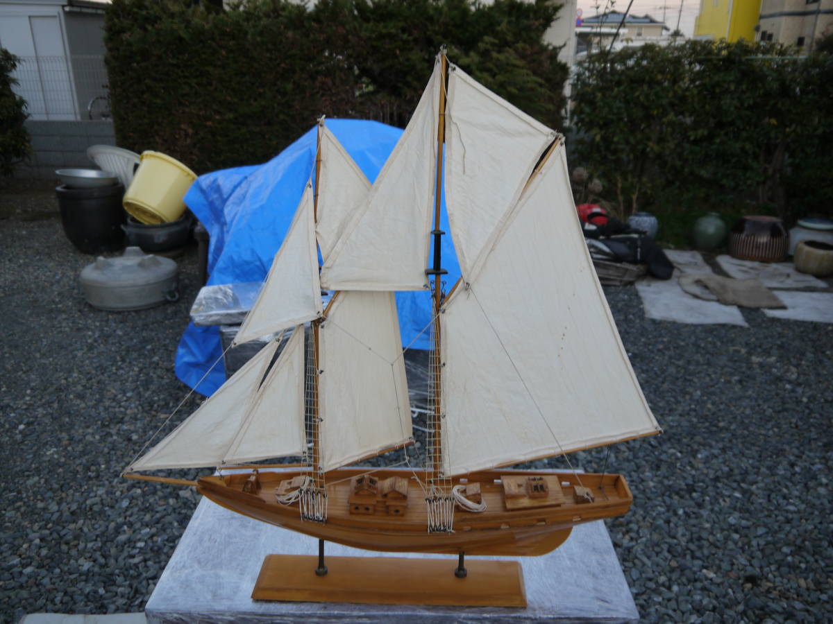 【1D23 O】BLUE NOSE 帆船模型　木製　ヴィンテージ　置物　インテリア　「幅76cmｘ奥行14cmｘ高さ80cm」