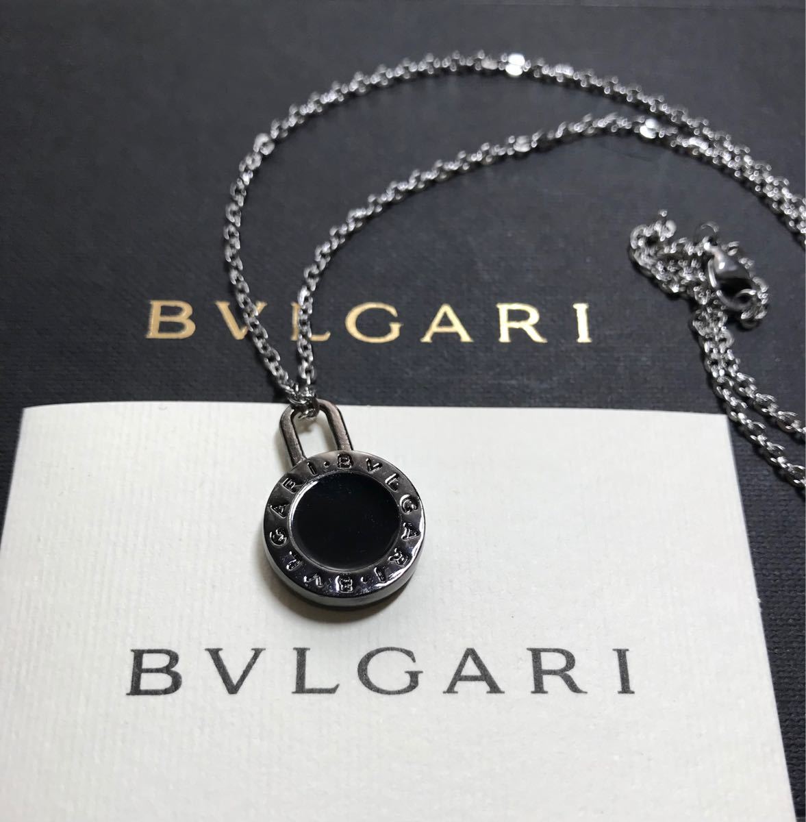 ペア購入可能　未使用　ブルガリ BVLGARIロゴチャーム　ネックレストップ　ペンダントヘッド＋ネックレスチェーンプレゼント