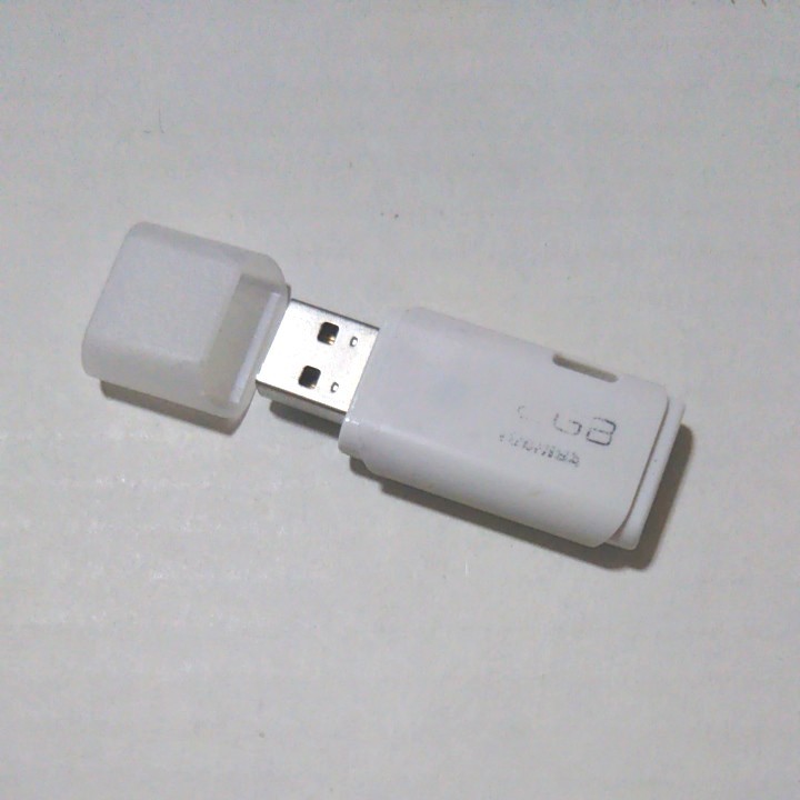USBメモリー 64GB 3本 32GB 1本 東芝 TOSHIBA