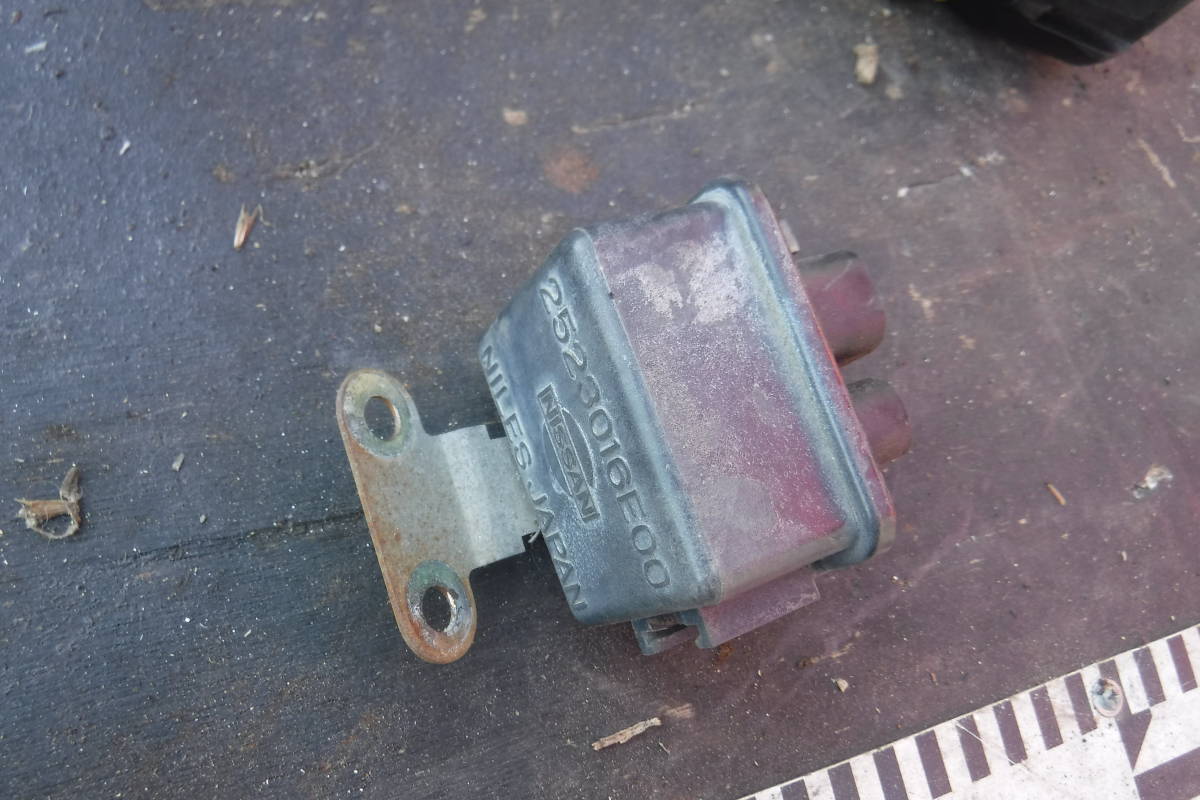 DR30 スカイライン RSターボ 2ドア S59 25230-16e00 イグニッションユニット プラズマスパーク 後期 鉄仮面　ターボC R30 ポールニューマン