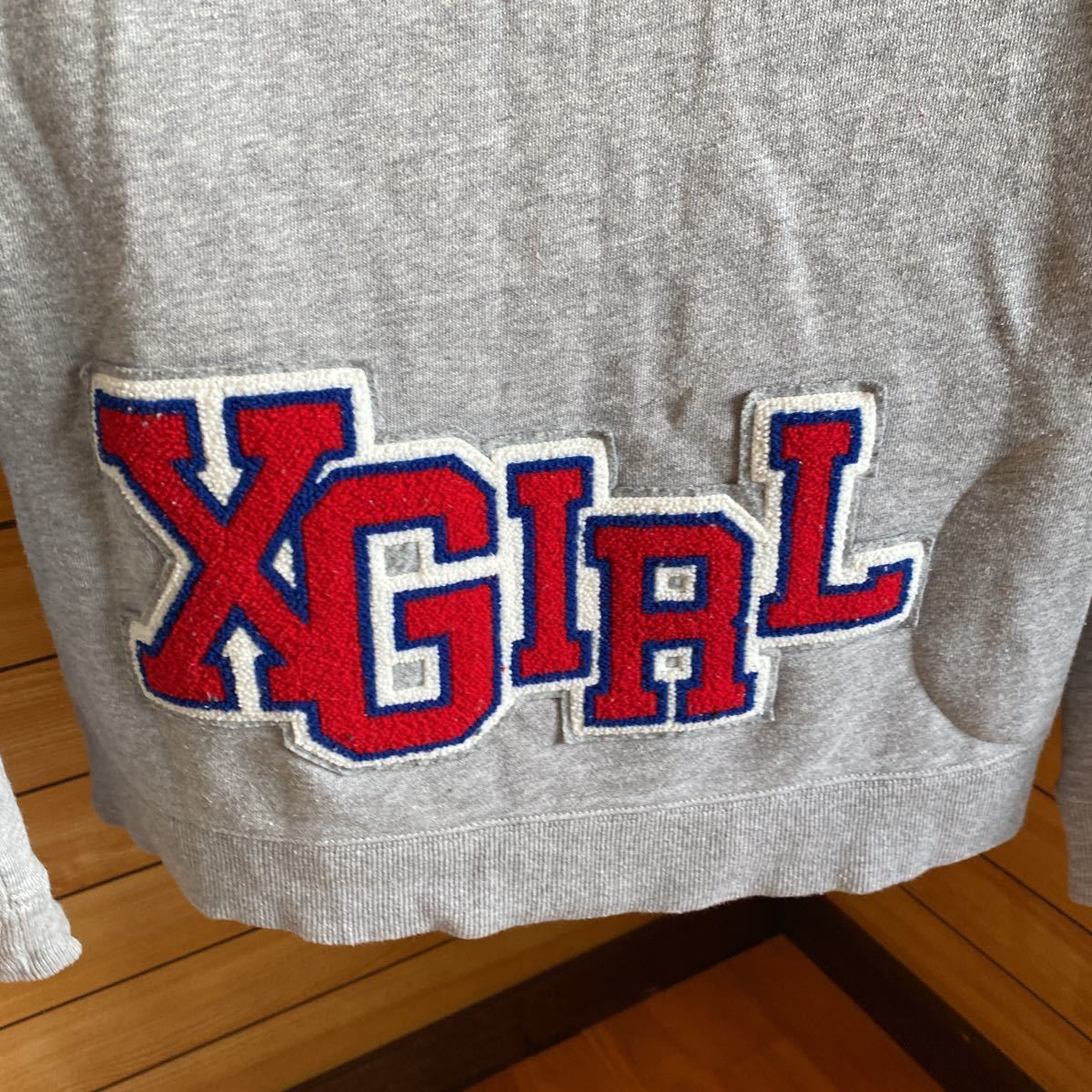 X-girl エックスガール　パーカー　ロゴ入り　Mサイズ　グレー　オールシーズン_画像5