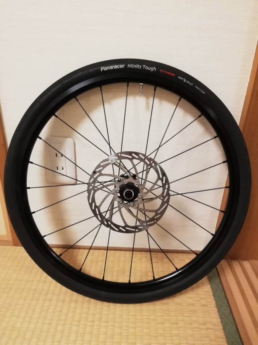 20インチ 451 パナレーサーミニッツタフ1-1/8 軽量チューブ セット 135ｍｍ幅 ディスクブレーキ 品