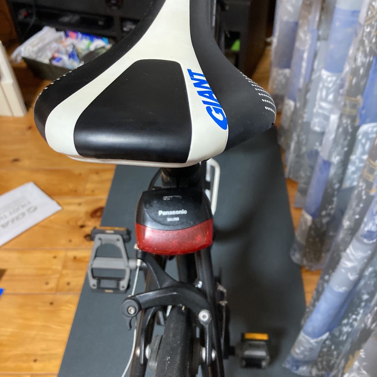 GIANT ロードバイク シマノ DEFY3 Sサイズ