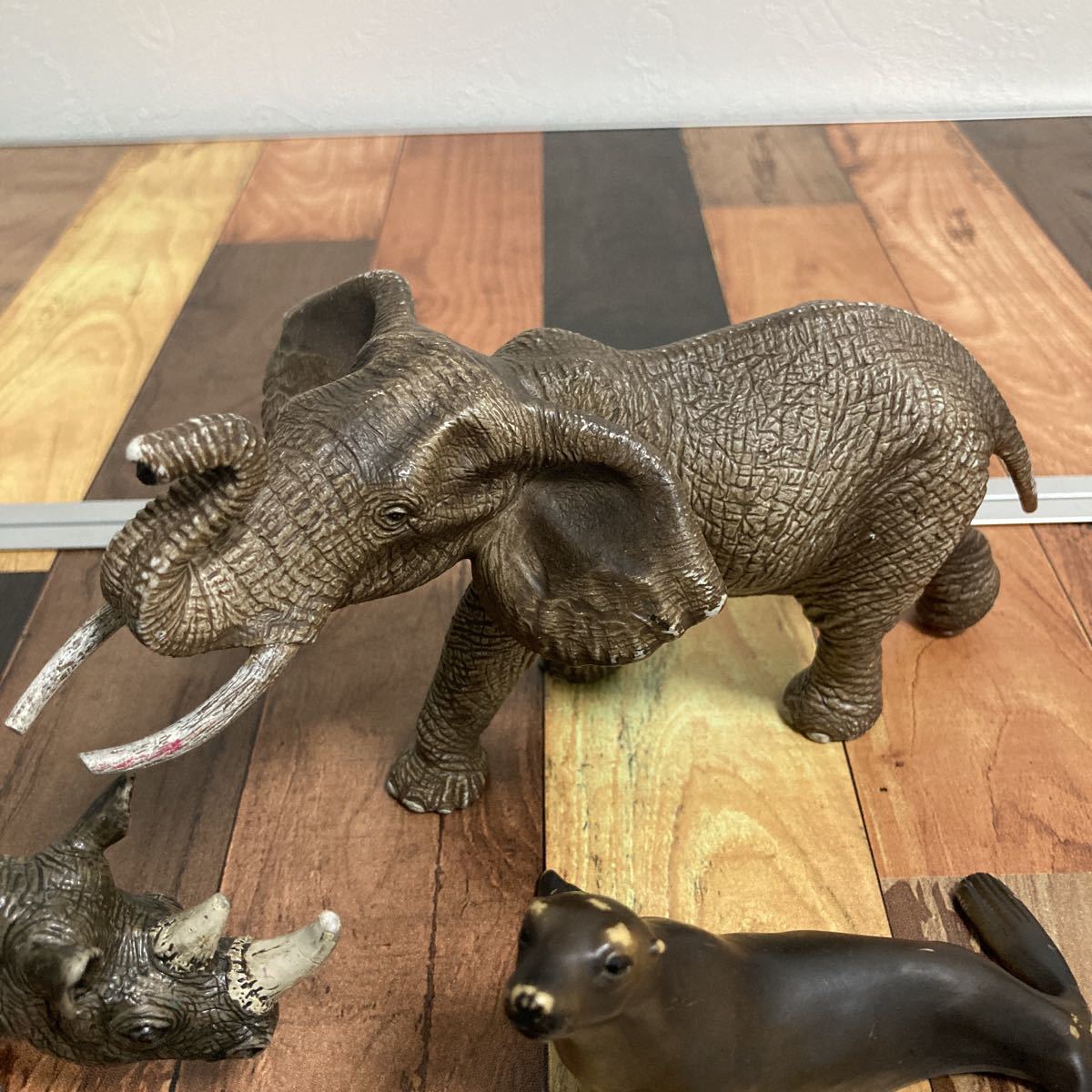 Schleich【シュライヒ 】動物フィギュア 象　サイ　カメ　オットセイ　計4体セット_画像2