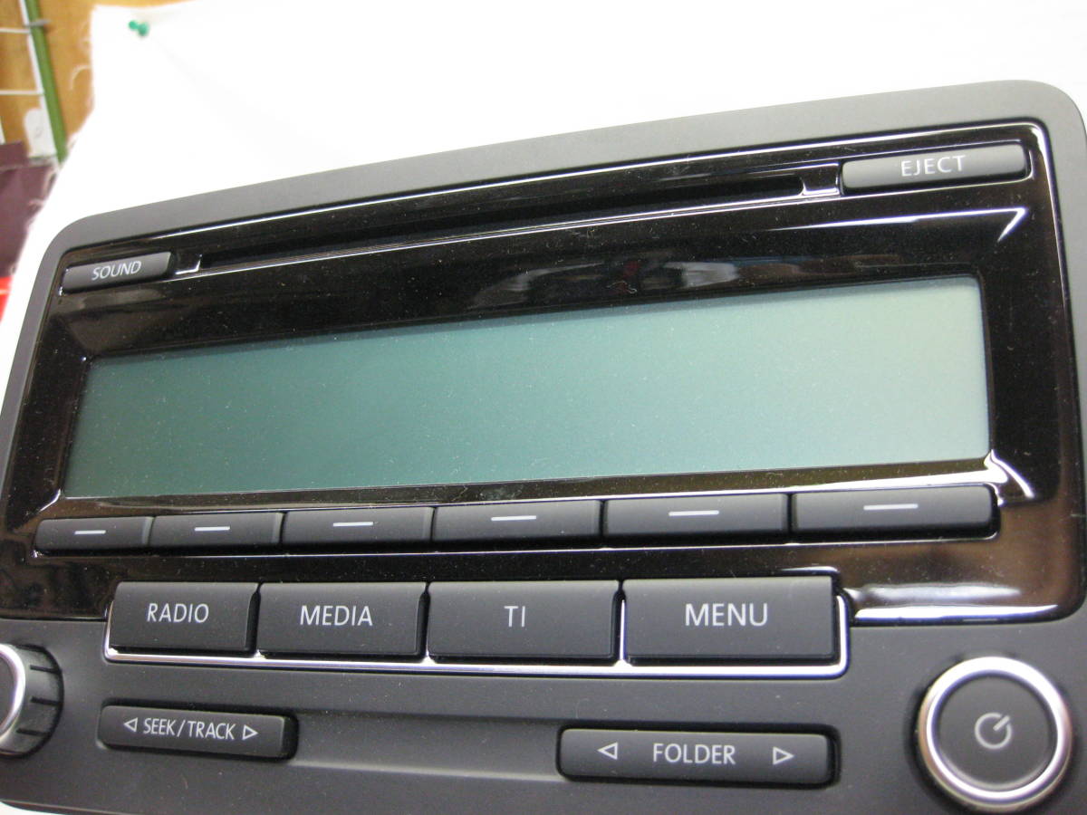 M-3238　VolksWagen　フォルクスワーゲン　VW-1K0 035 183 C　MP3　CDデッキ　純正オーディオ　補償付き_画像3