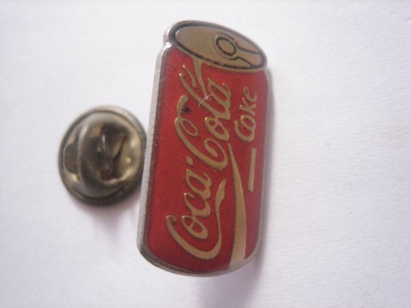 ピンバッジ　コカ・コーラ　缶_画像1
