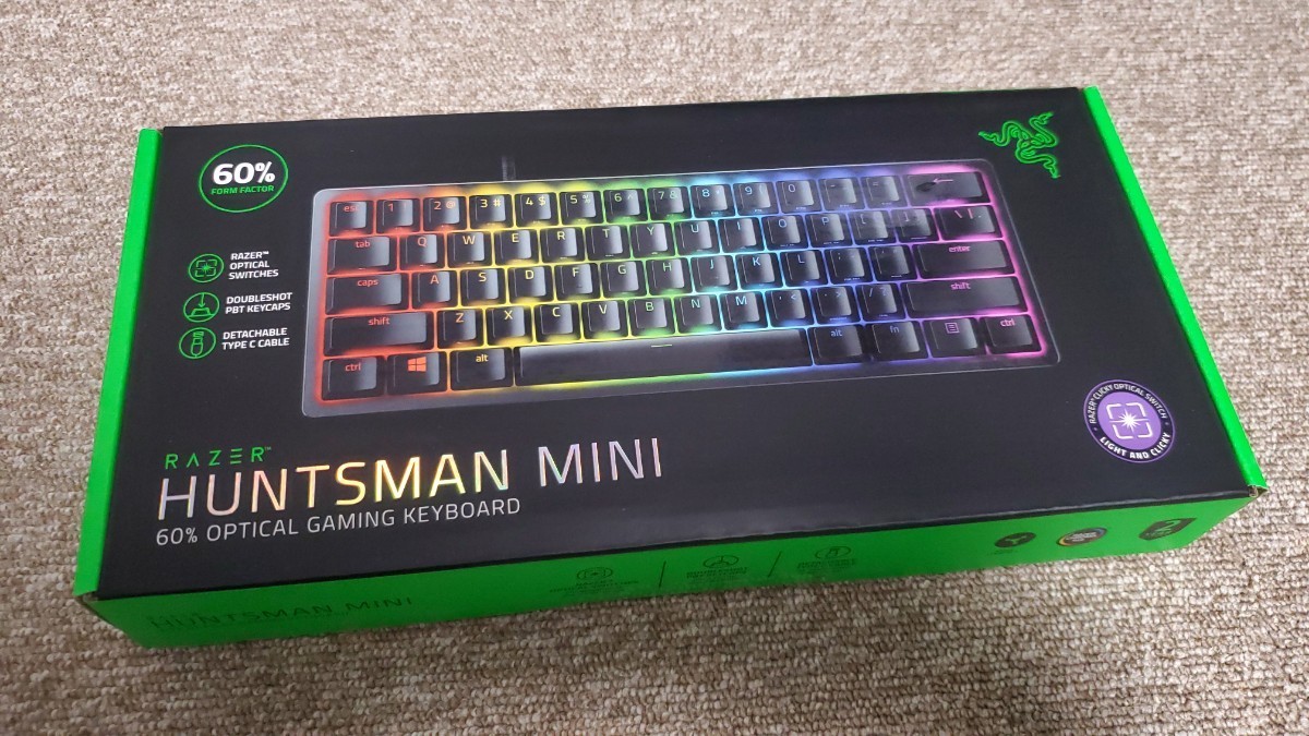 RAZER HUNTSMAN MINI 60% GAMING KEYBOARD ゲーミングキーボード 紫軸