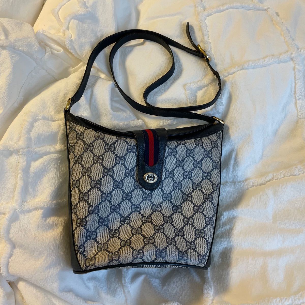 GUCCI オールドグッチ シェリーライン GG柄 ショルダーバッグ バケツ型 オールドグッチ シェリーライン GG柄 ショルダーバッグ バケツ型