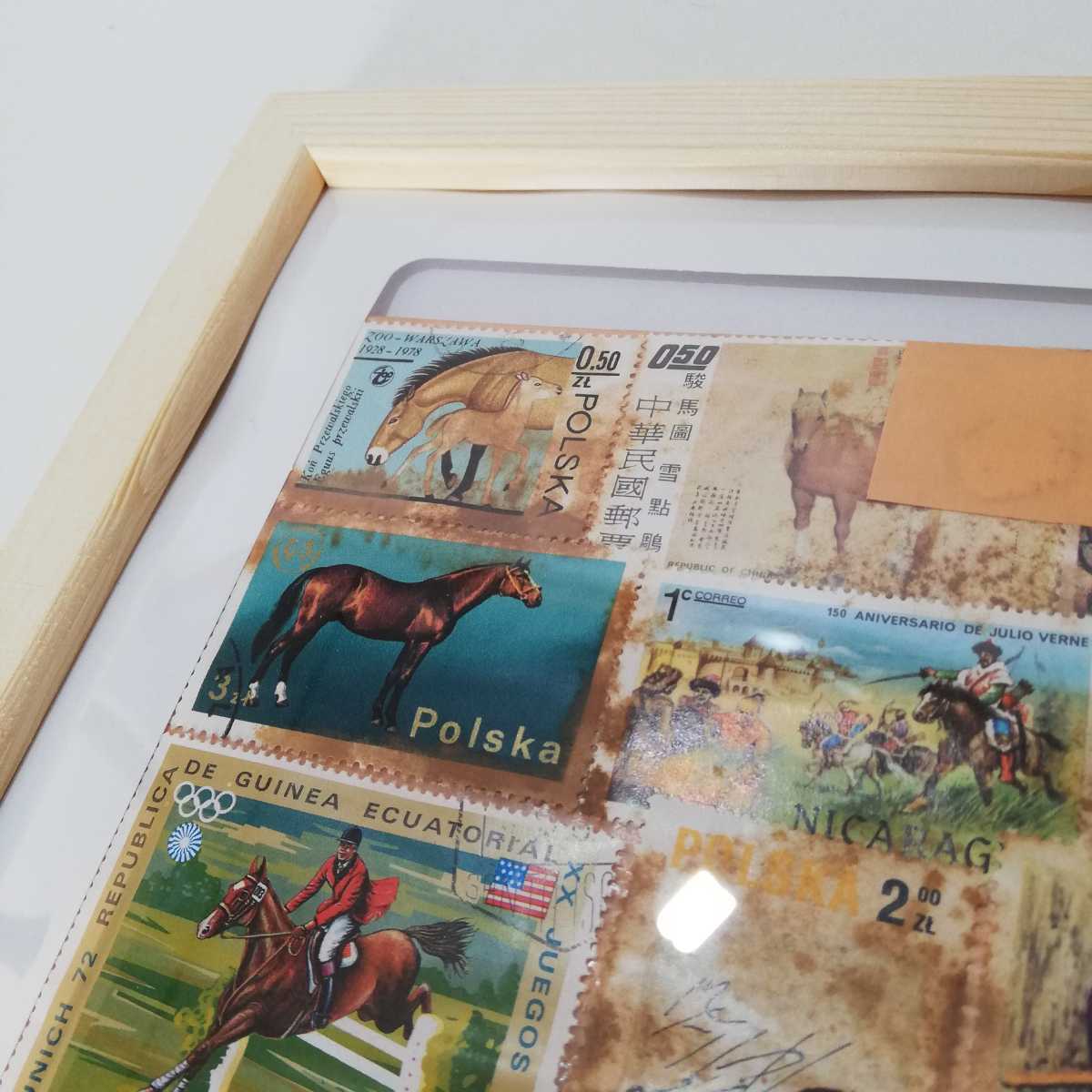 Vintage HORSES On Stamps 世界の馬の切手 額装品アート 32cm×23.5cm [壁掛け ビンテージ雑貨 海外土産物 モンゴル ブータン ポーランド]の画像8