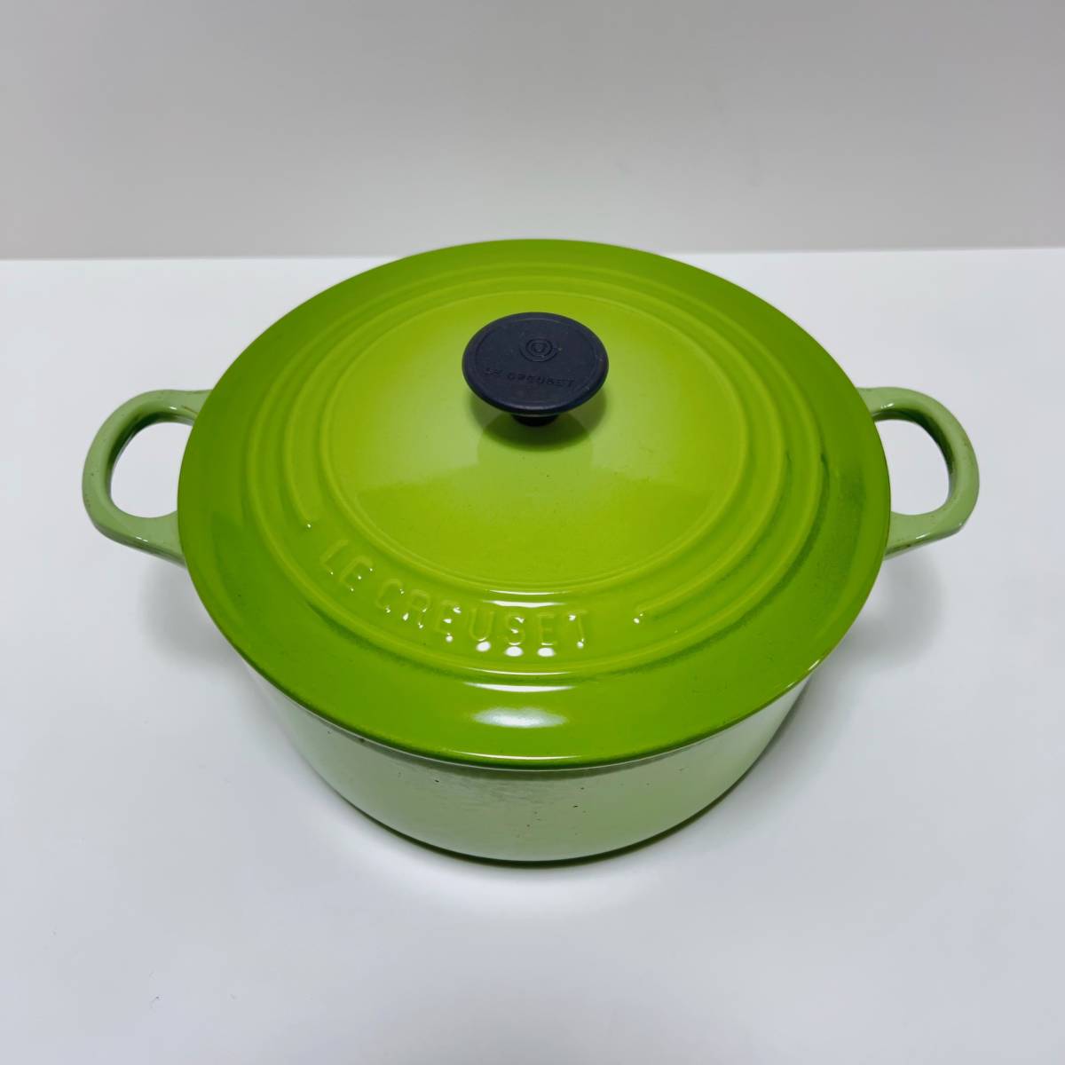 Le Creuset ルクルーゼ ココットロンド 22cm フルーツグリーン 両手鍋