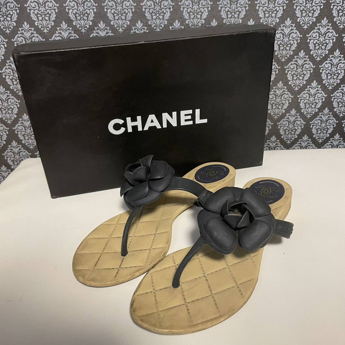限定色 Chanel シャネル カメリア サンダル 靴 美品 人気 Size 38 43oc 箱付き 納期注意 ファッション ブランド別 Roe Solca Ec