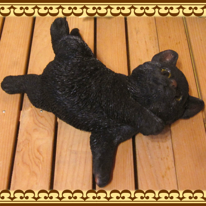 リアルな子猫の置物 ごろごろベビーキャット ブラック お部屋のインテリアにも 黒猫オブジェ クロネコフィギュア ねこオーナメント の画像4