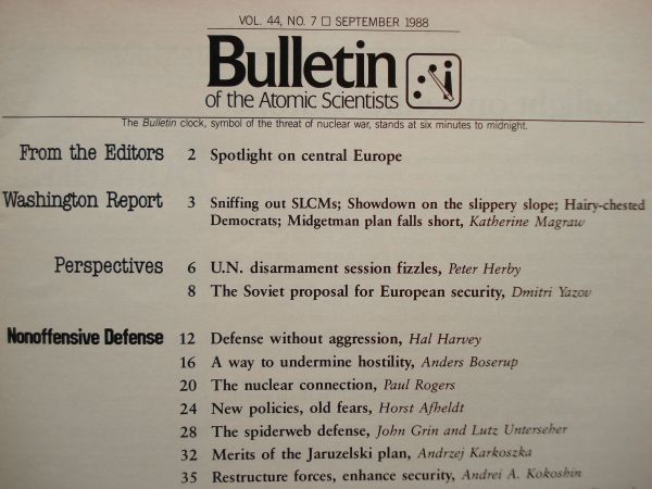 【原子力科学者会報 英語】 Bulletin of the Atomic Scientists 1988-9 /A New European Defense /核科学者紀要 学術誌 核兵器 軍備管理_画像8