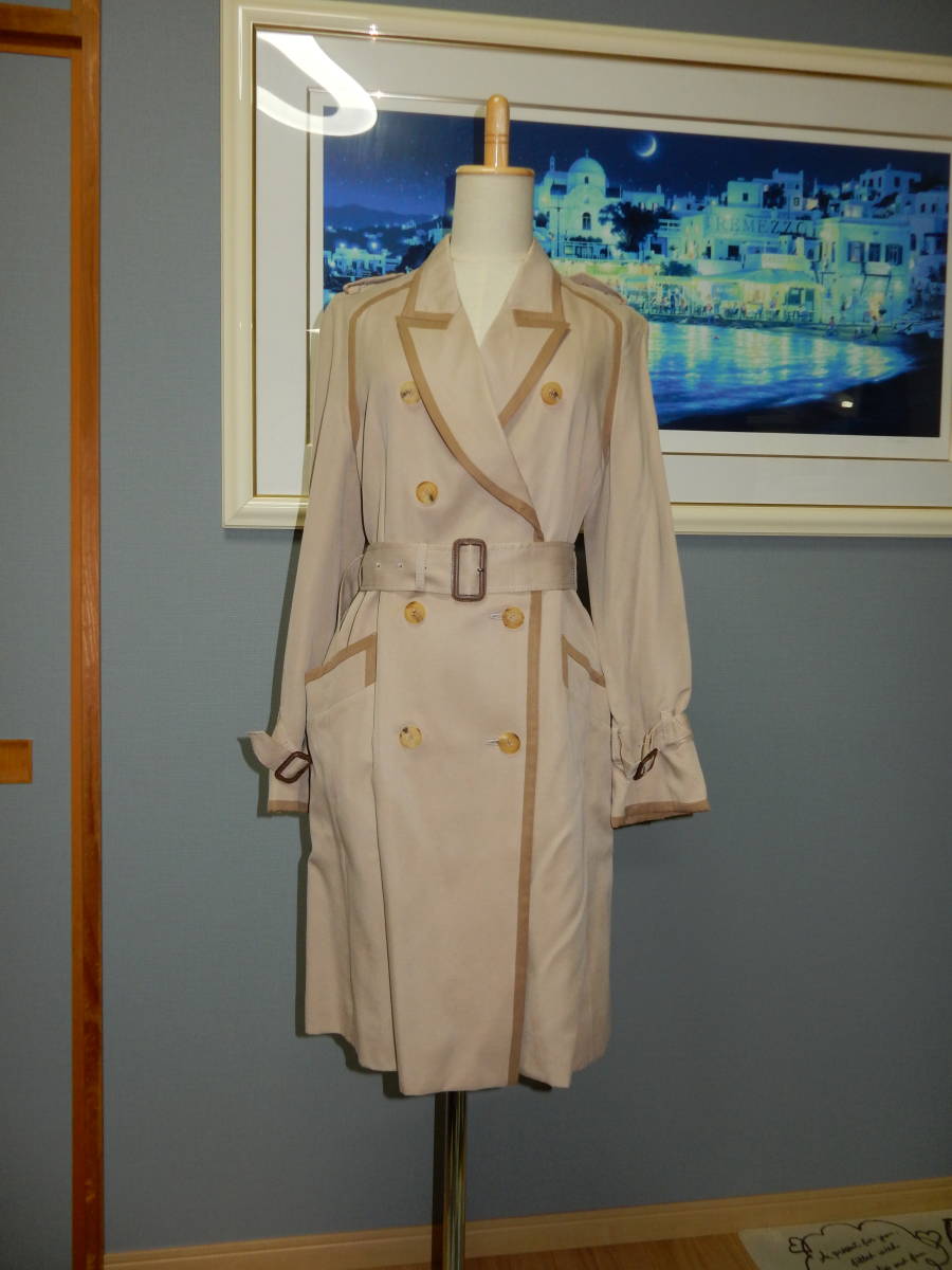 **BODY DOREESSING Deluxe( Body Dressing Deluxe ) trimming coat **!USED!