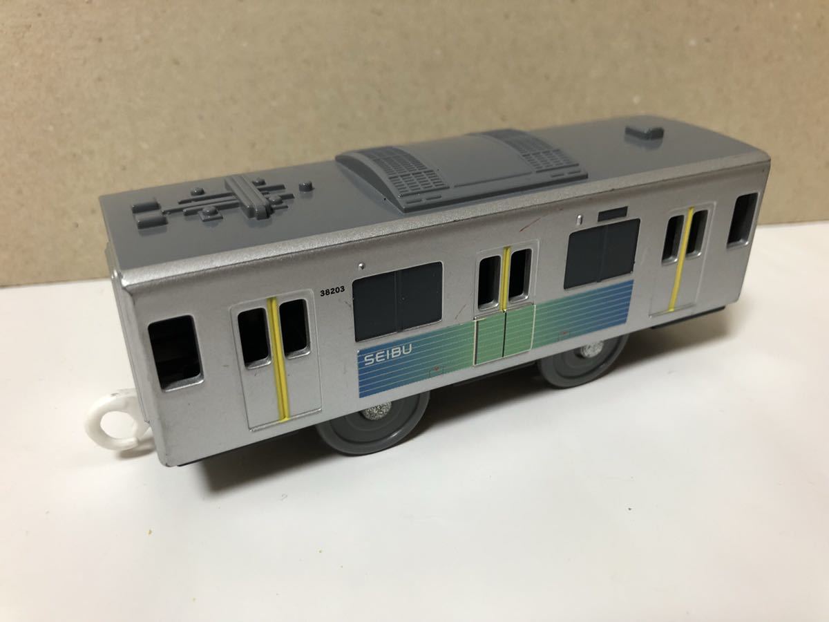 プラレール】西武鉄道30000系 スマイルトレイン 中間車|Yahoo プラレール】西武鉄道30000系 スマイルトレイン 中間車|Yahoo