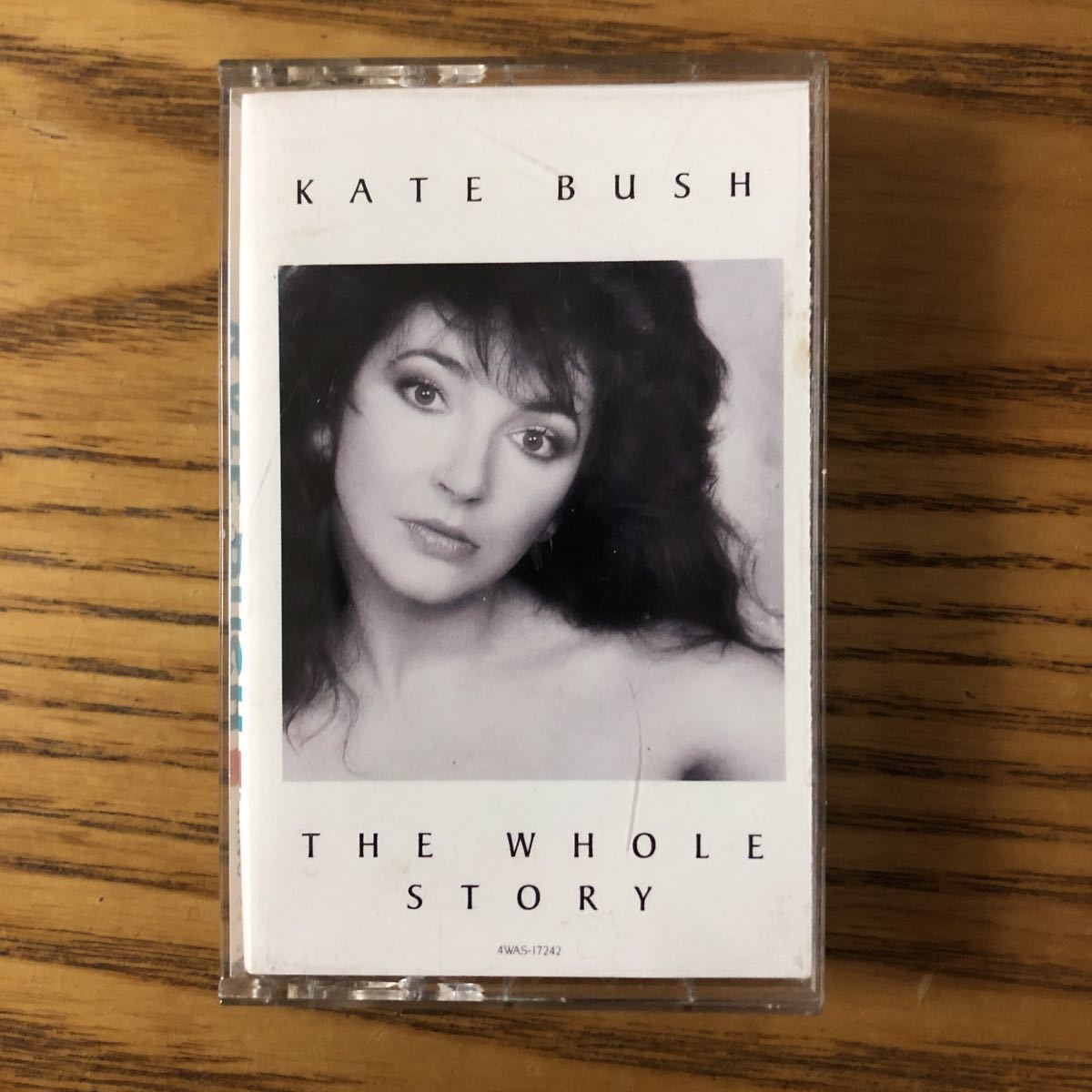 【カセットテープ】KATE BUSH/THE WHOLE STORY[US盤:動作確認済み:まるでコンセプトアルバムのようなベスト盤!!] ※近日中に出品取消します