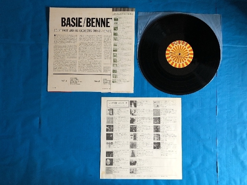 良盤 カウント・ベイシー/トニー・ベネット 1978年 LPレコード Count Basie Swings Tonny Bennett Sings 国内盤 帯付_画像5