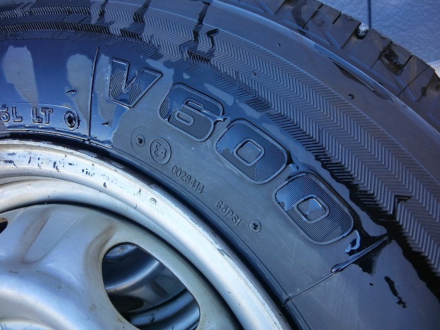 ◇バリ山 タイヤセット◇BRIDGESTONE/ブリジストン V600 195/80