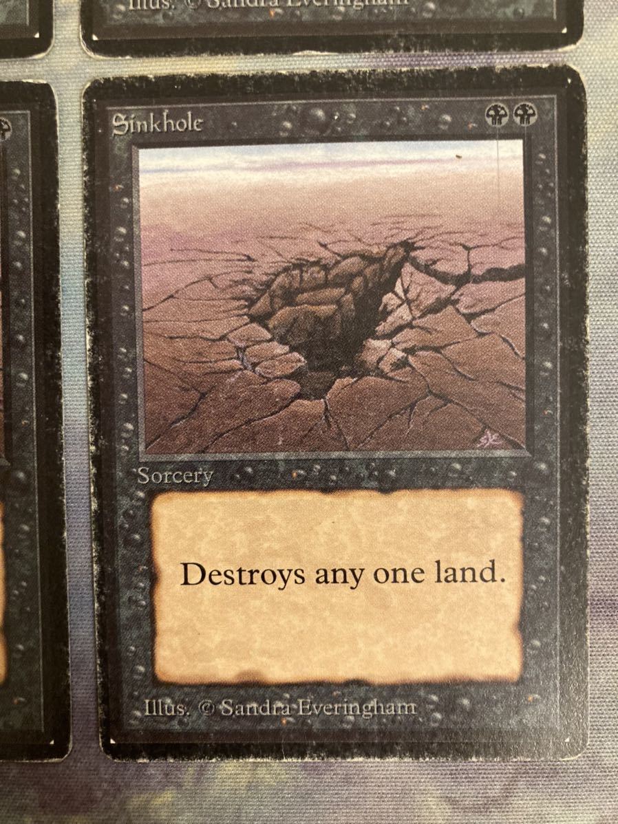 LEB ベータ　β sinkhole 陥没孔　4枚セット　ヘビープレイド　mtg_画像5