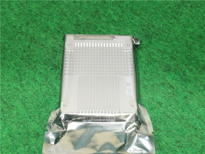 新品未開開封品 western digital DC SS530 SAS SSD 15.36TB 即決送料無料_画像4