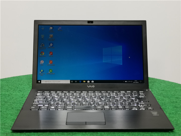 お1人様1点限り】 薄型/軽いカメラ内蔵/中古/13型/ノートPC/Win10