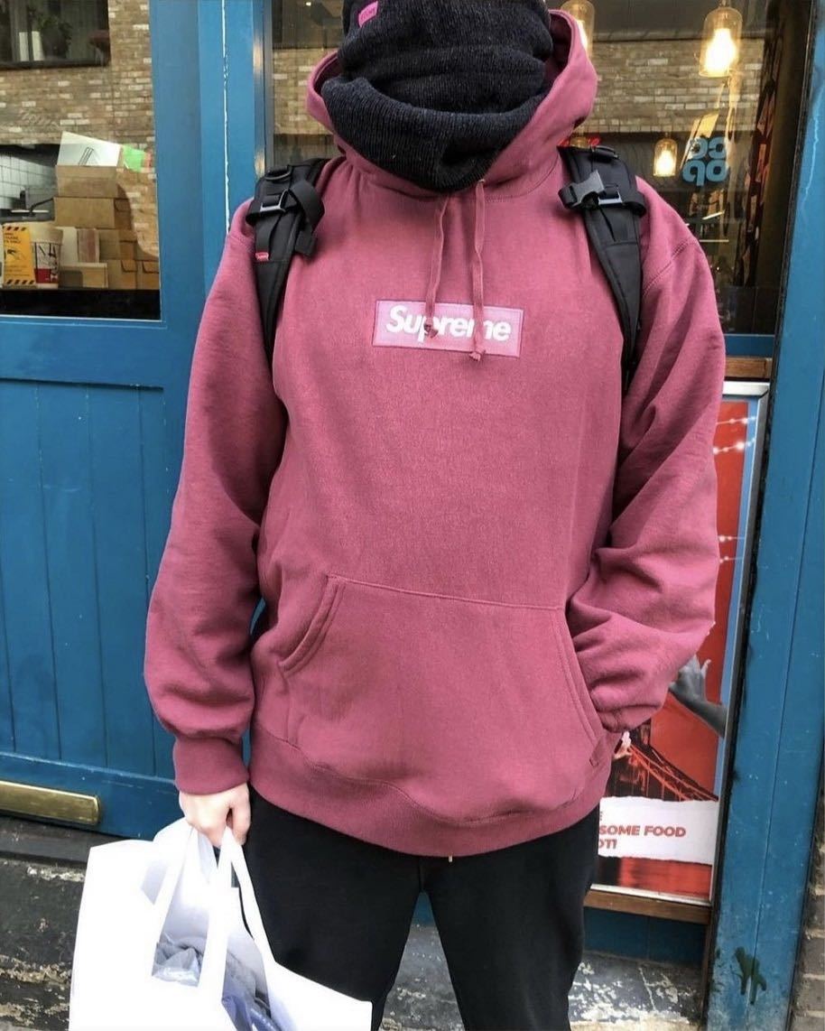 Supreme Box Logo Hooded Sweatshirt