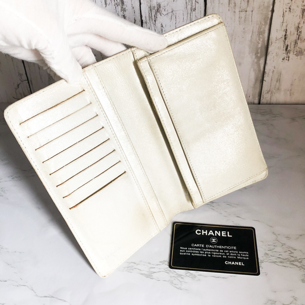 CHANEL 長財布 カメリア 花柄 型押し 黒 白 シャネル|Yahoo CHANEL 長財布 カメリア 花柄 型押し 黒 白 シャネル|Yahoo