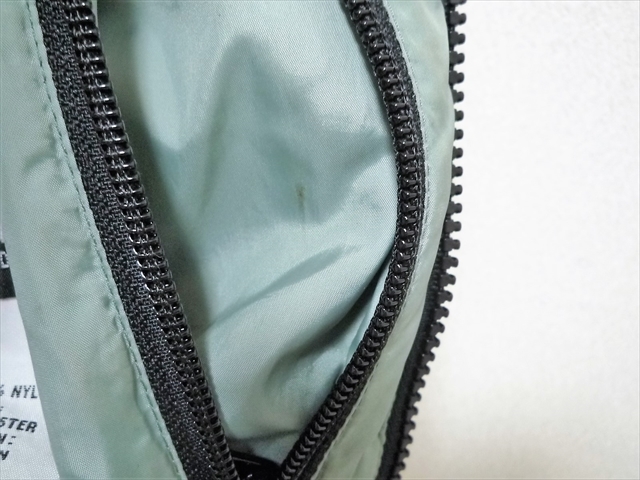 2000’ｓ ... дизайн  SIERRA DESIGNS ... пиджак  M  черный  ESTABLISHED 1965 ... 100％ нейлон   на улице    лагерь  