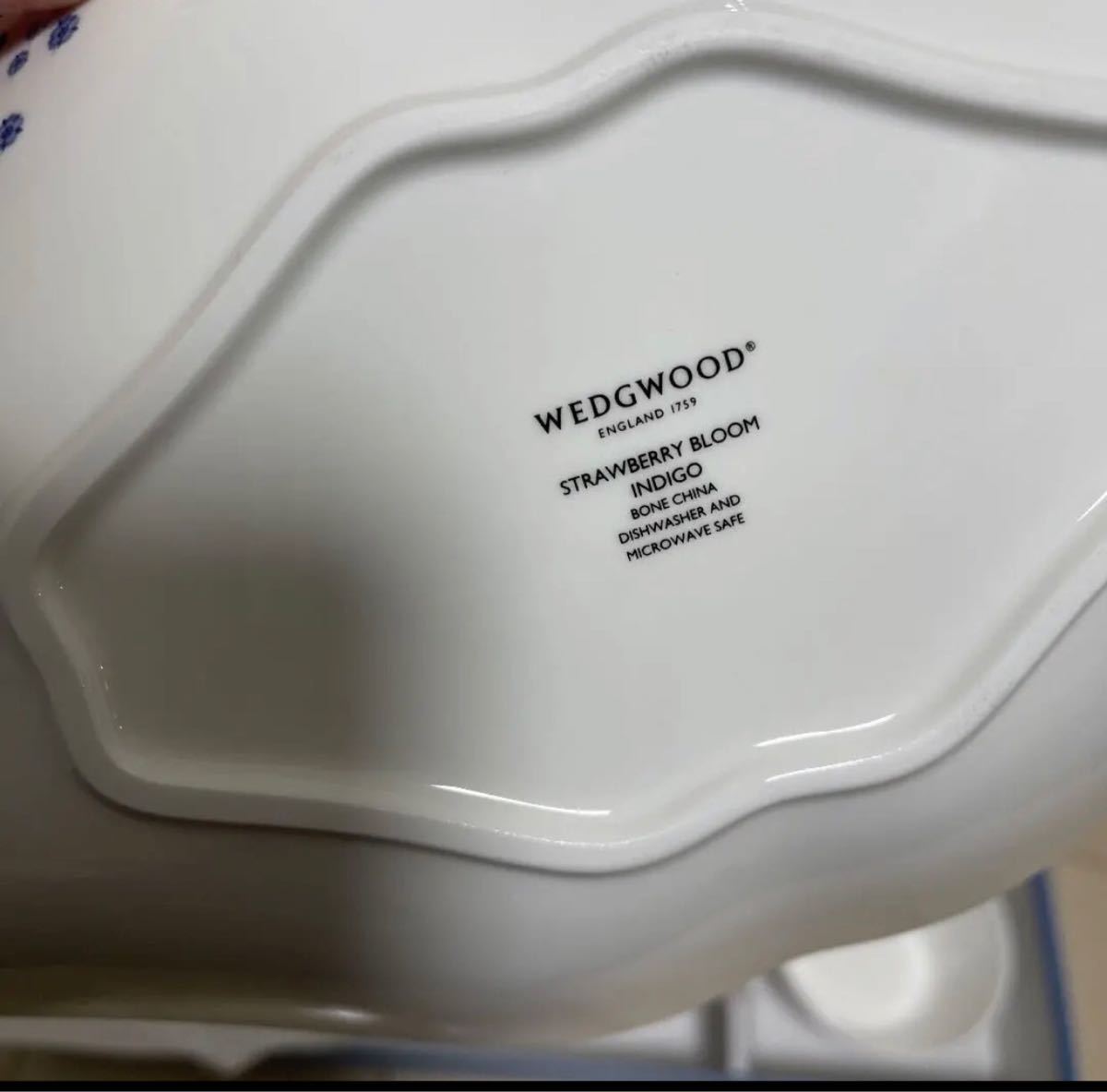 ウェッジウッド WEDGWOOD 大皿2枚とサラダボール2枚 | contifarma.pe